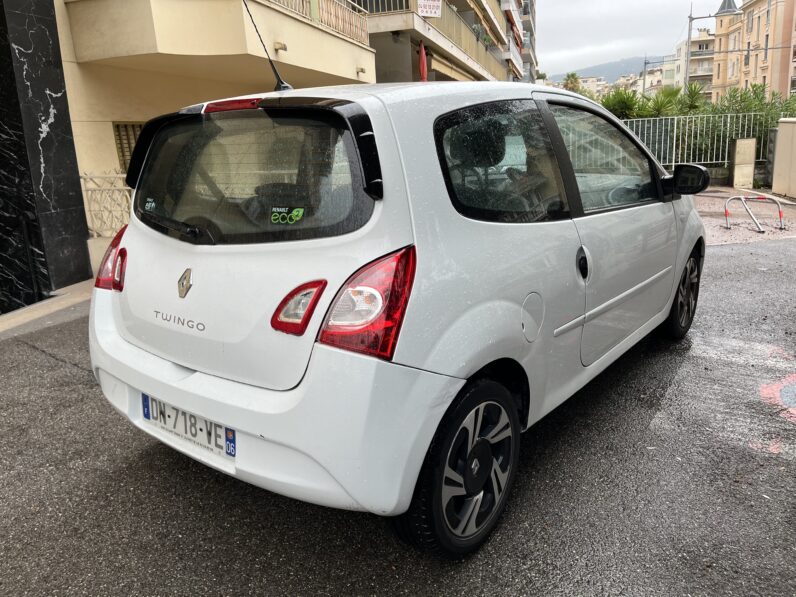 RENAULT TWINGO II Paris 1.2 LEV 75CH