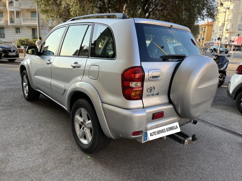 TOYOTA RAV4 II 2.0 D4D 4X4 115CH