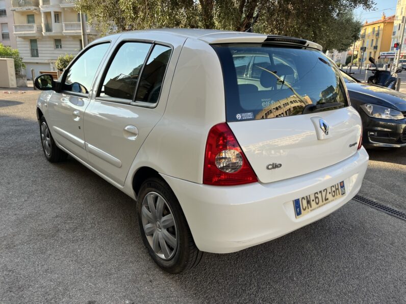 RENAULT CLIO II Campus Bye Bye 1.2i 75CH